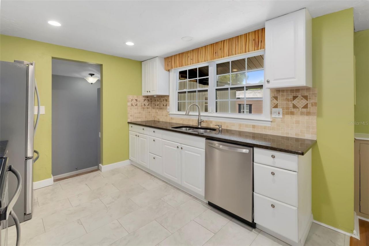 2702 Grand Cayman Street, Sarasota, FL 34231 Photo