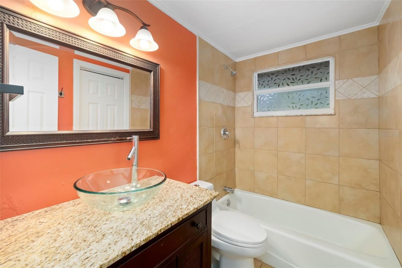 2702 Grand Cayman Street, Sarasota, FL 34231 Photo
