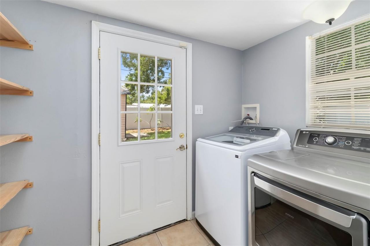 2702 Grand Cayman Street, Sarasota, FL 34231 Photo