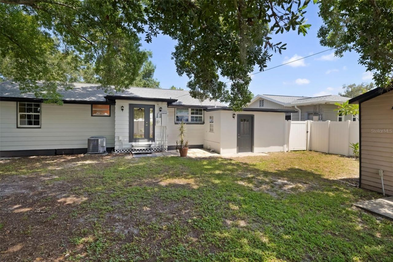 2702 Grand Cayman Street, Sarasota, FL 34231 Photo