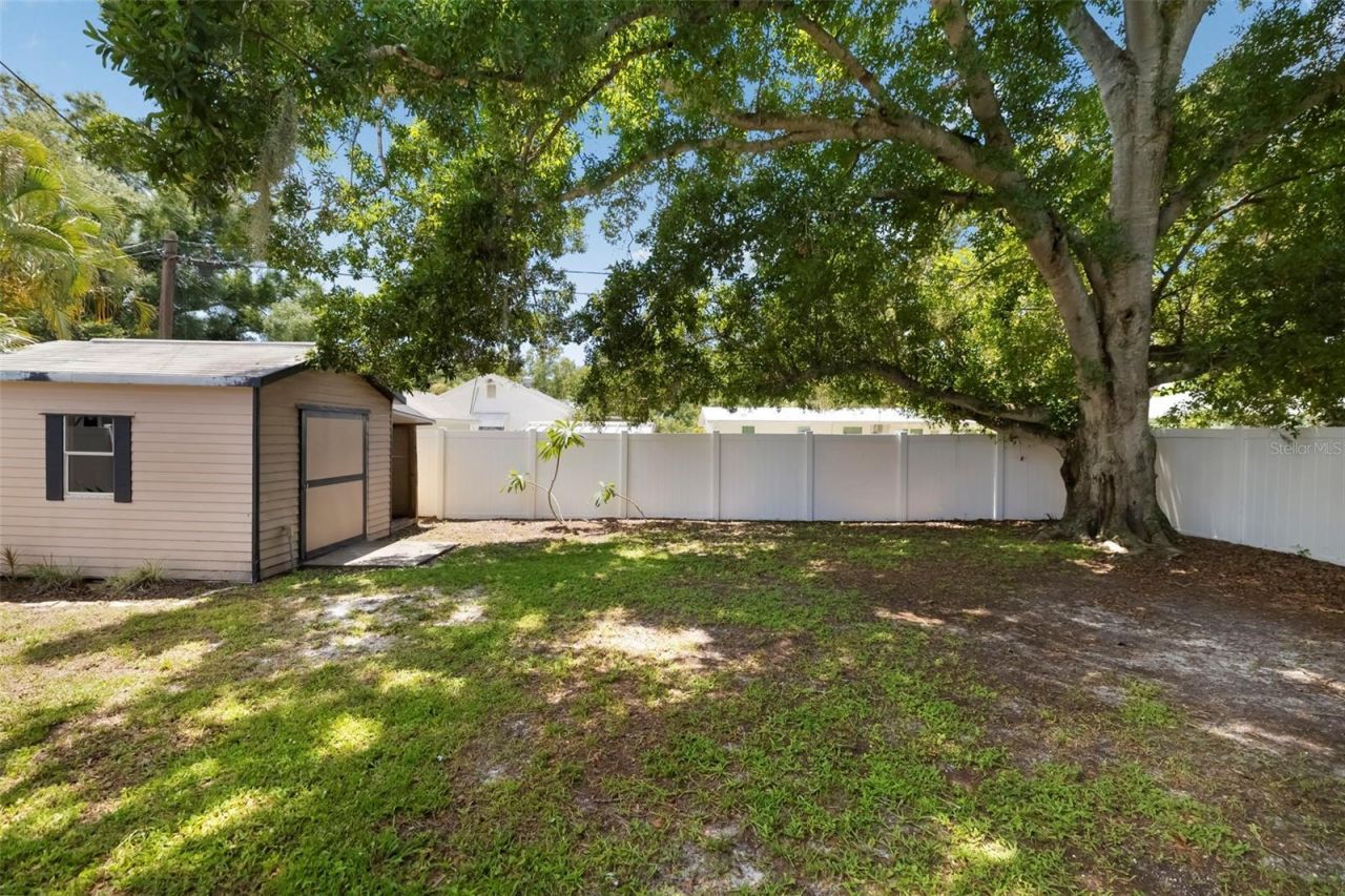 2702 Grand Cayman Street, Sarasota, FL 34231 Photo