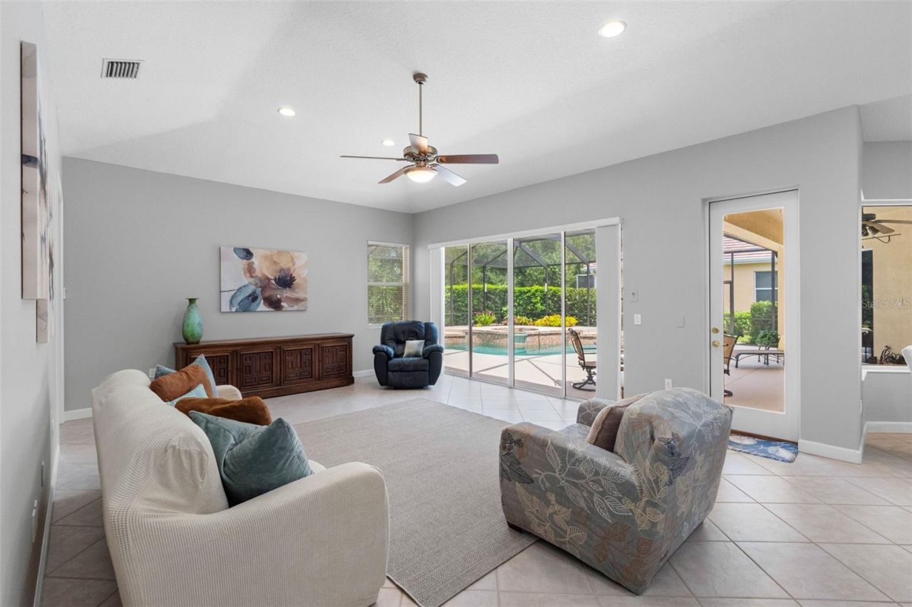 6803 Coyote Ridge Court, Bradenton, FL 34201 Photo
