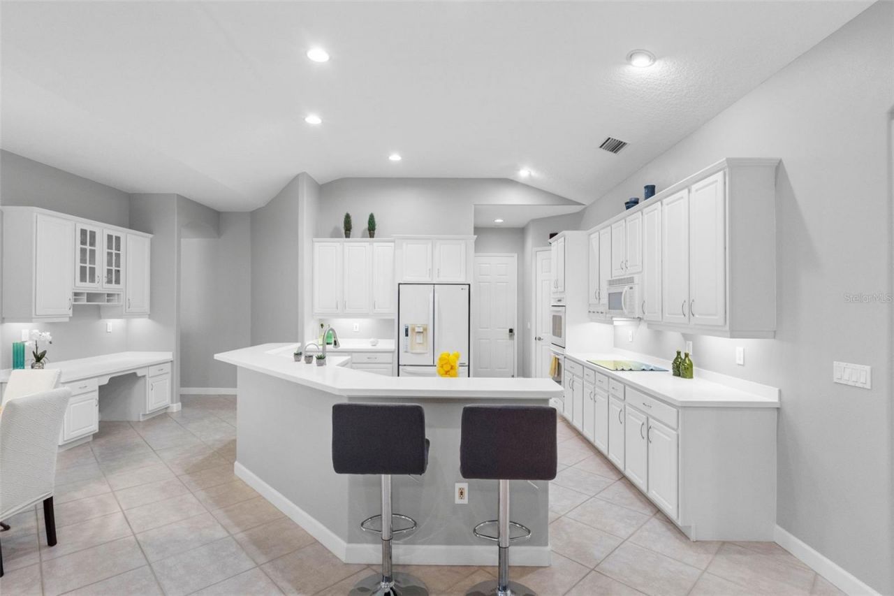 6803 Coyote Ridge Court, Bradenton, FL 34201 Photo