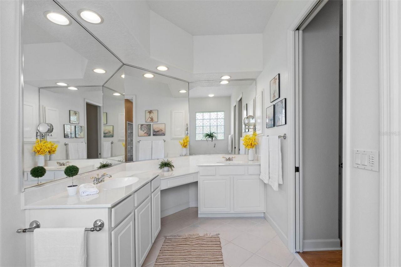 6803 Coyote Ridge Court, Bradenton, FL 34201 Photo