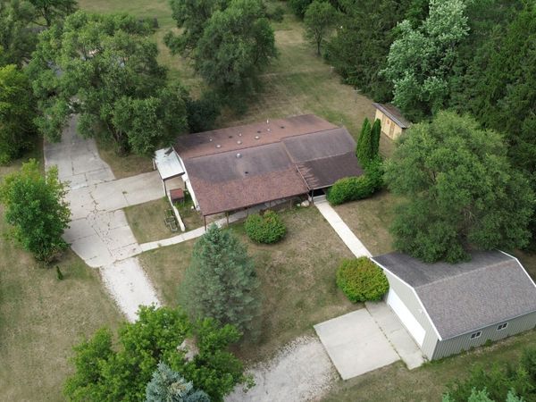 6119 Howard City Edmore Road, Vestaburg, MI 48891