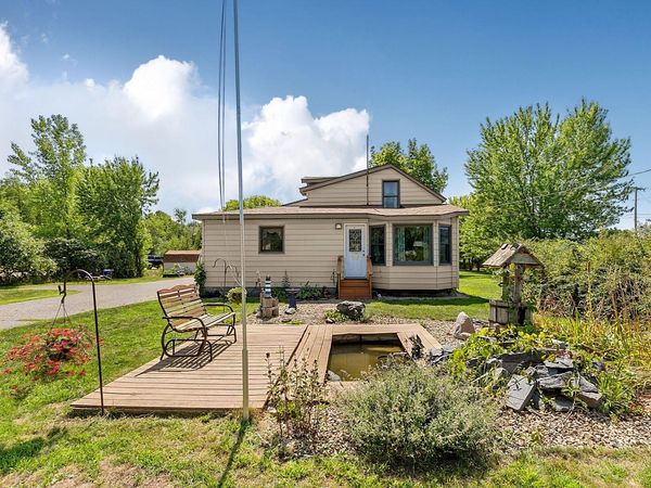 2304 County Road 74 , Saint Cloud, MN 56301
