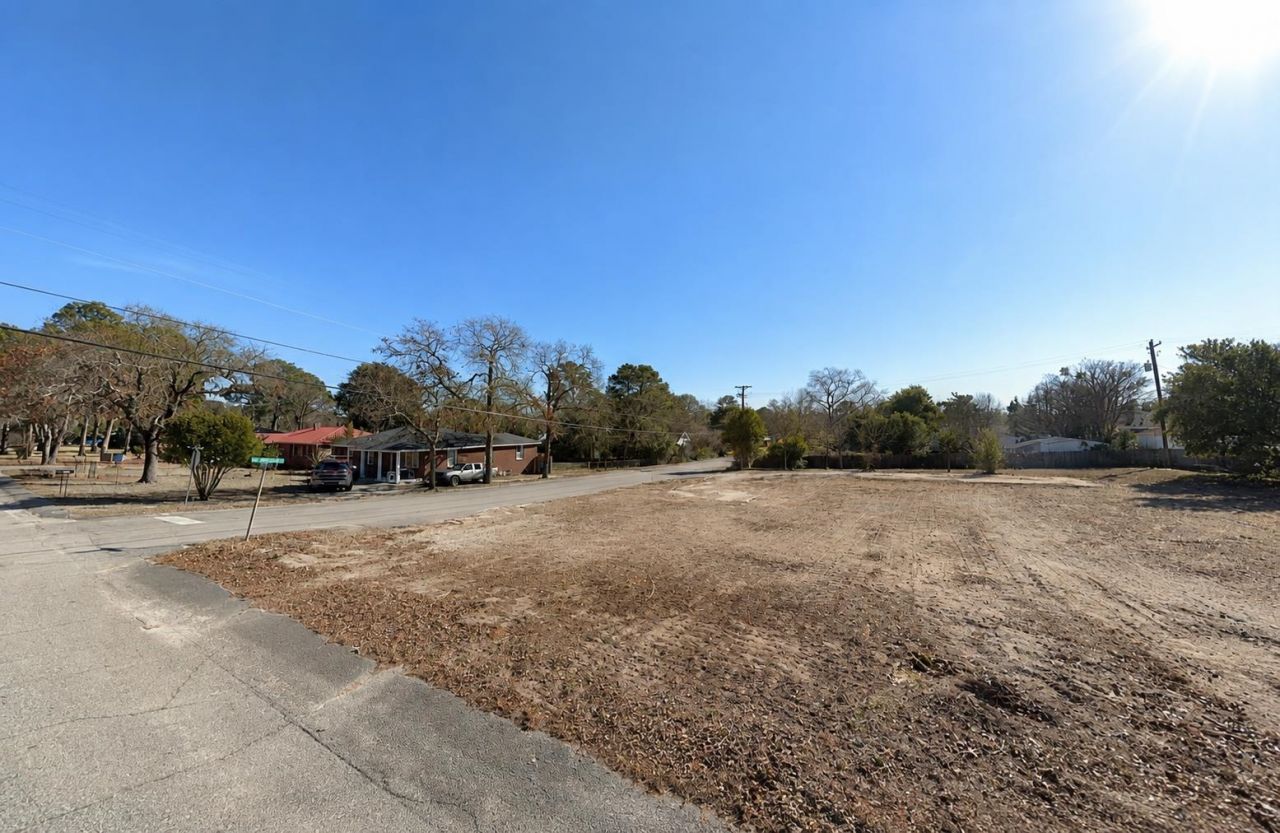 1601 B Ave Photo 2