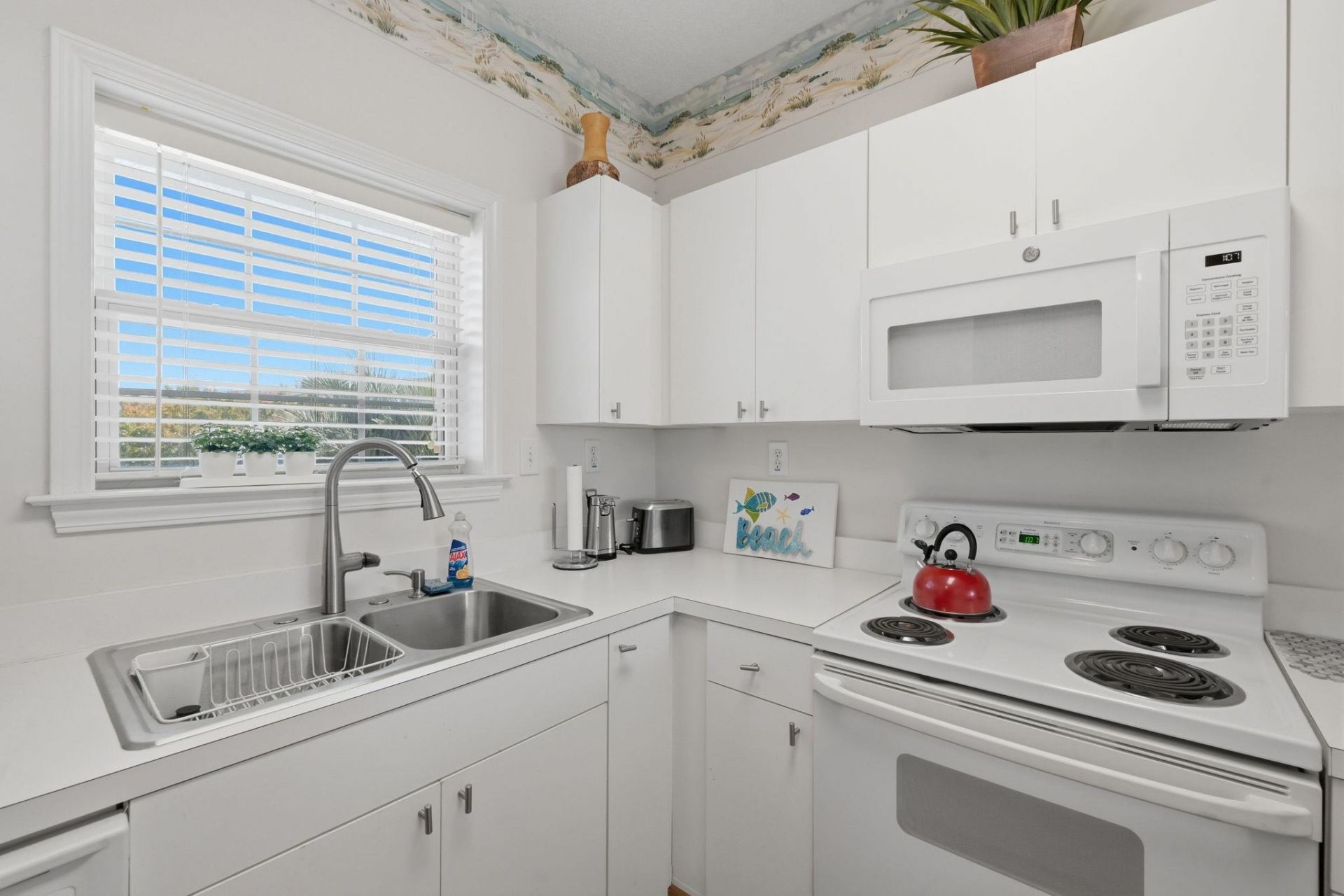5751 Oyster Catcher Dr. Photo 17