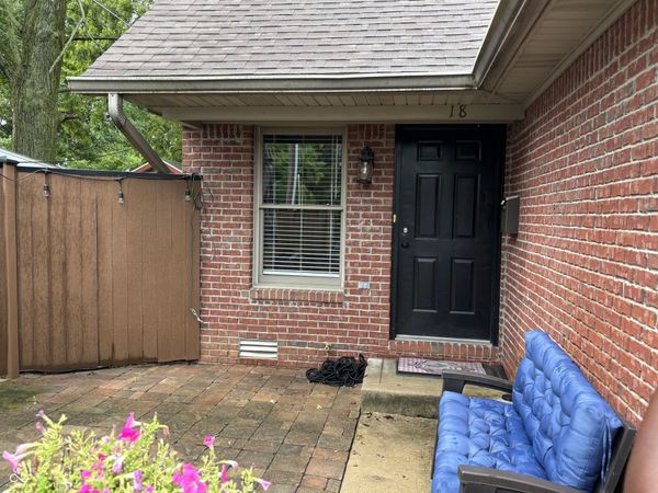 18 Hough Street , Greenfield, IN 46140