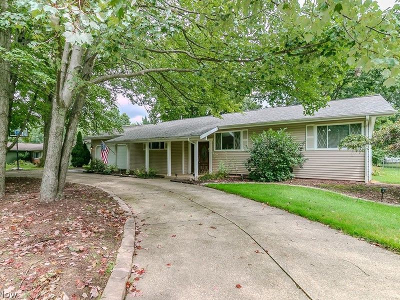 8831 Pine Tree Drive , Macedonia, OH 44056 Photo 1
