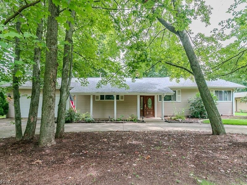 8831 Pine Tree Drive , Macedonia, OH 44056 Photo 2