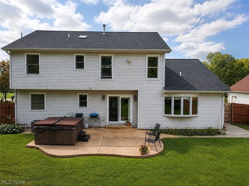 2975 Vincent Drive, Seven Hills, OH 44131 Photo 2