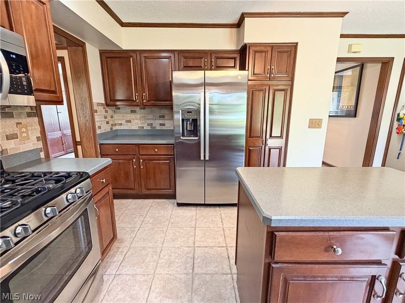 2975 Vincent Drive, Seven Hills, OH 44131 Photo 21