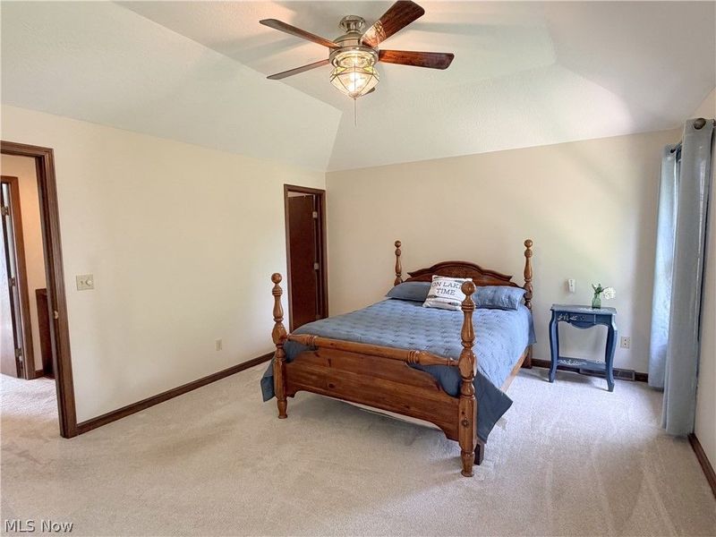 2975 Vincent Drive, Seven Hills, OH 44131 Photo 30