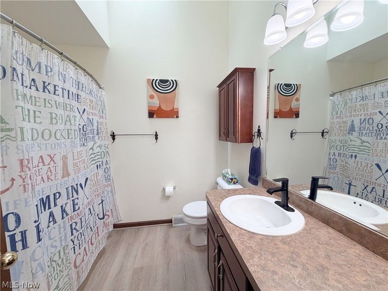 2975 Vincent Drive, Seven Hills, OH 44131 Photo 36