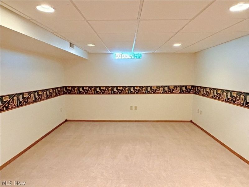2975 Vincent Drive, Seven Hills, OH 44131 Photo 38