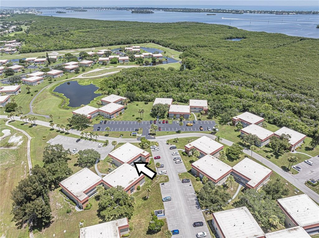 50 Woodland Drive, Unit 202, Vero Beach, FL 32962 Photo