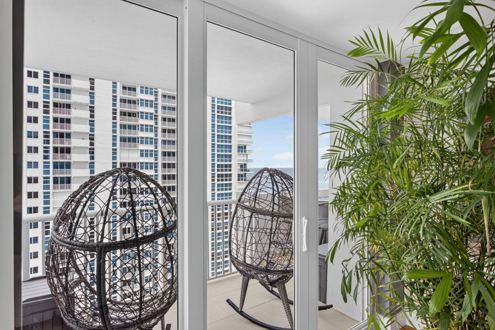 1370 S Ocean Boulevard, Unit 1705, Pompano Beach, FL 33062 Photo