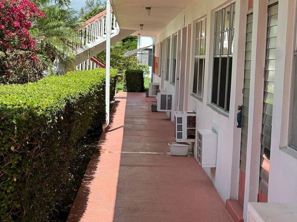 120 WINDSOR F, Unit F, West Palm Beach, FL 33417