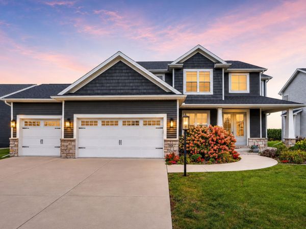 908 Declaration Drive , Savoy, IL 61874