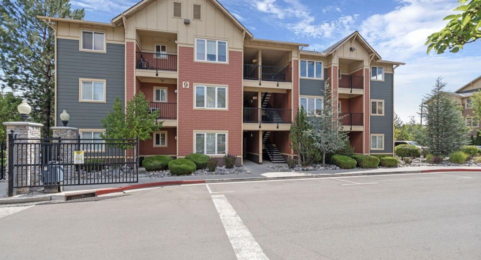 1450 Idlewild Drive, Unit 933, Reno, NV 89509 Photo