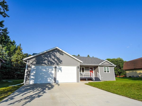 828 Alice Drive , Thief River Falls, MN 56701