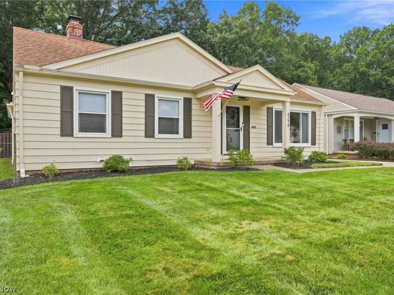 4274 W 202, Fairview Park, OH 44126 Photo 3