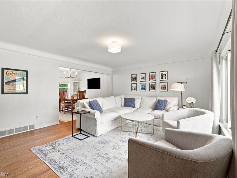 4274 W 202, Fairview Park, OH 44126 Photo 9