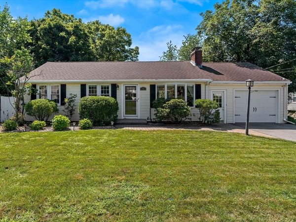 14 Sunset Drive, Northborough, MA 01532