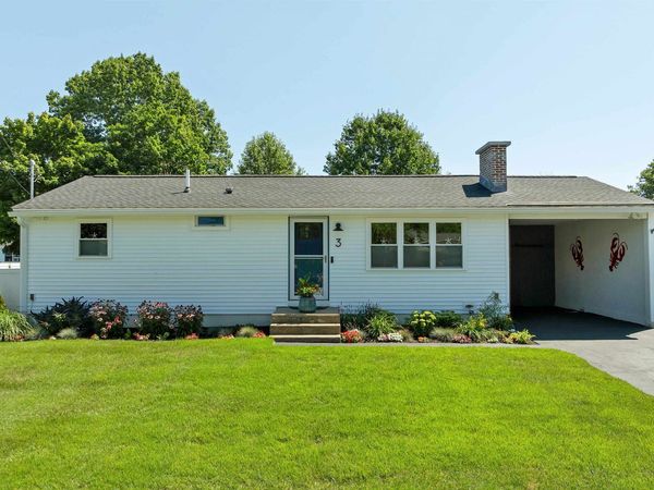 3 Trafford Road, Hampton, NH 03842
