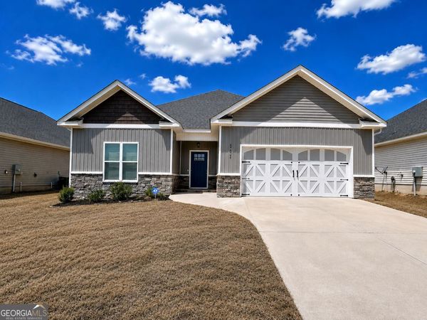 111 Cascades Court, Bonaire, GA 31005