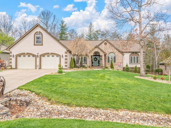 187 Forest View Dr , Crossville, TN 38558