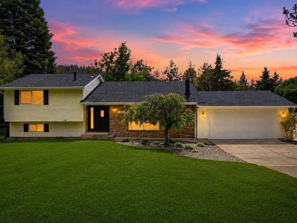 6404 E 17th Ave, Spokane Valley, WA 99212