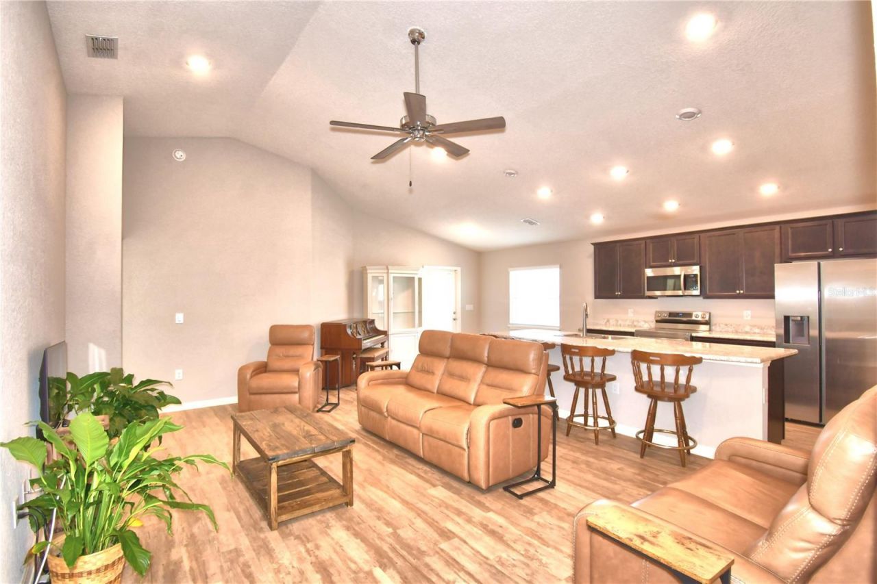 1390 Mezzavalle Way , Auburndale, FL 33823 Photo