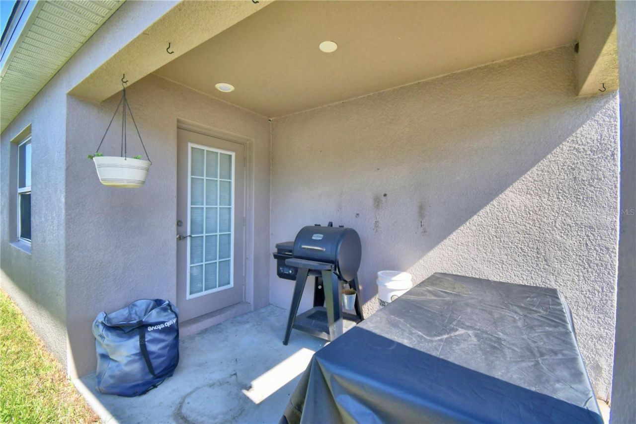 1390 Mezzavalle Way , Auburndale, FL 33823 Photo