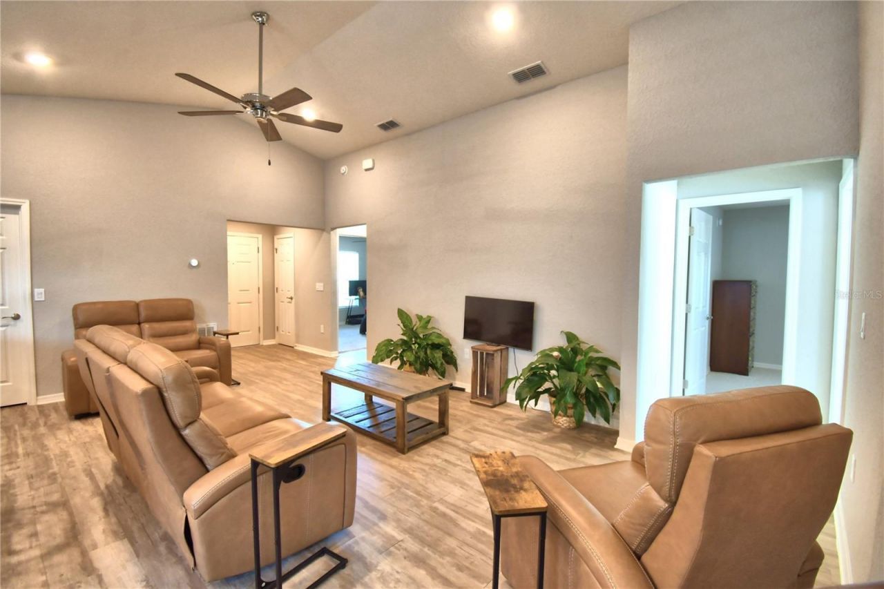 1390 Mezzavalle Way , Auburndale, FL 33823 Photo