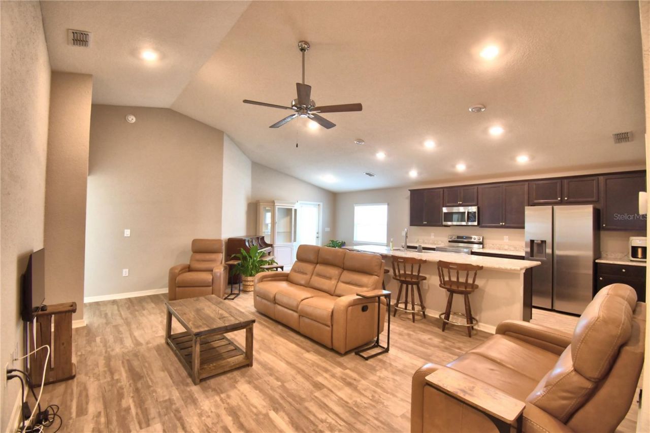 1390 Mezzavalle Way , Auburndale, FL 33823 Photo