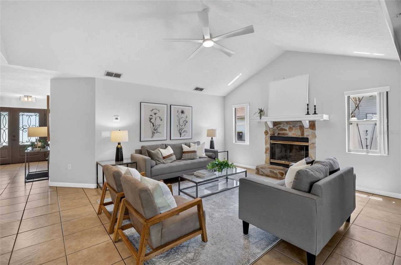 1202 Valencia Lane, Auburndale, FL 33823 Photo