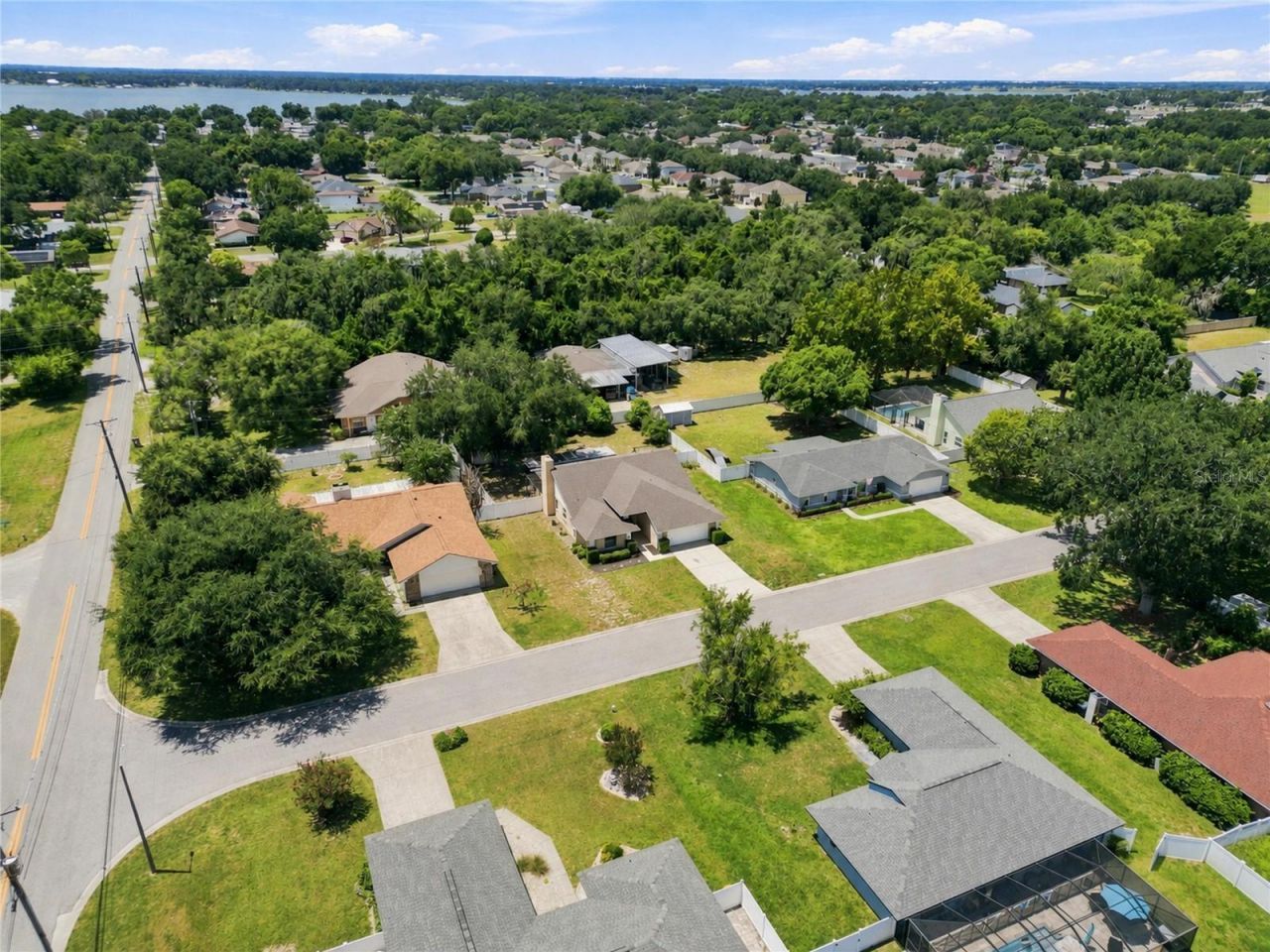 1202 Valencia Lane, Auburndale, FL 33823 Photo