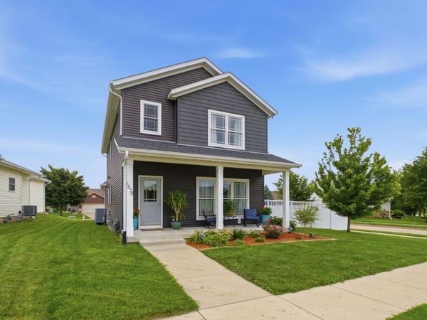 1678 Olde Brandy Lane, Davenport, IA 52807