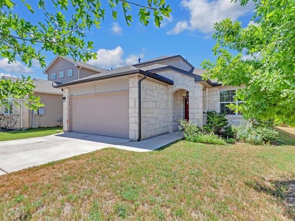 228 Baron Creek TRL, Bastrop, TX 78602