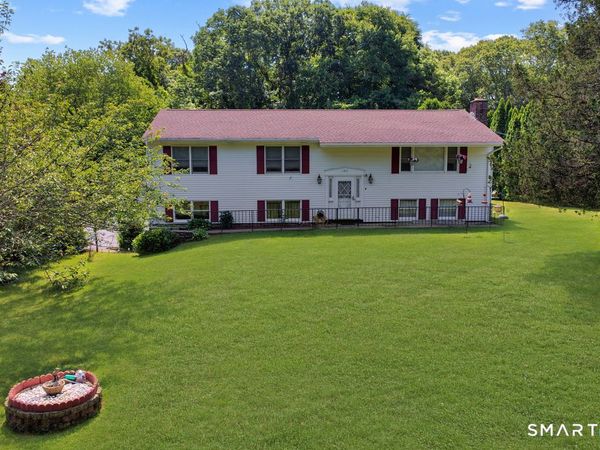 129 Elm Ridge, Stonington, CT 06379