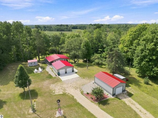 2137 Rainbow Road W, McBain, MI 49657