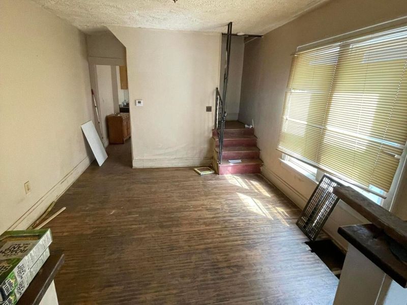 790 E Starr Avenue, Columbus, OH 43201 Photo 5