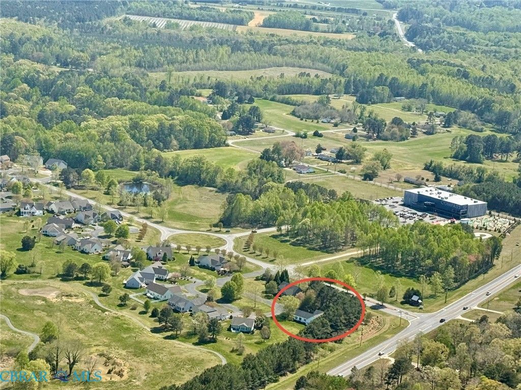 118 Old Field Road, Irvington, VA 22480 Main Photo