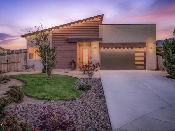 829 Calamity Court, Reno, NV 89506