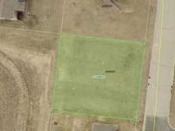1902 Country View Drive , Saint Charles, MN 55972