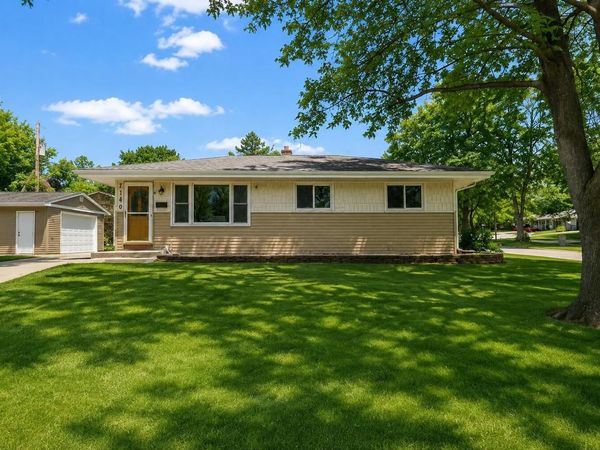 7140 N 48th STREET, Milwaukee, WI 53223