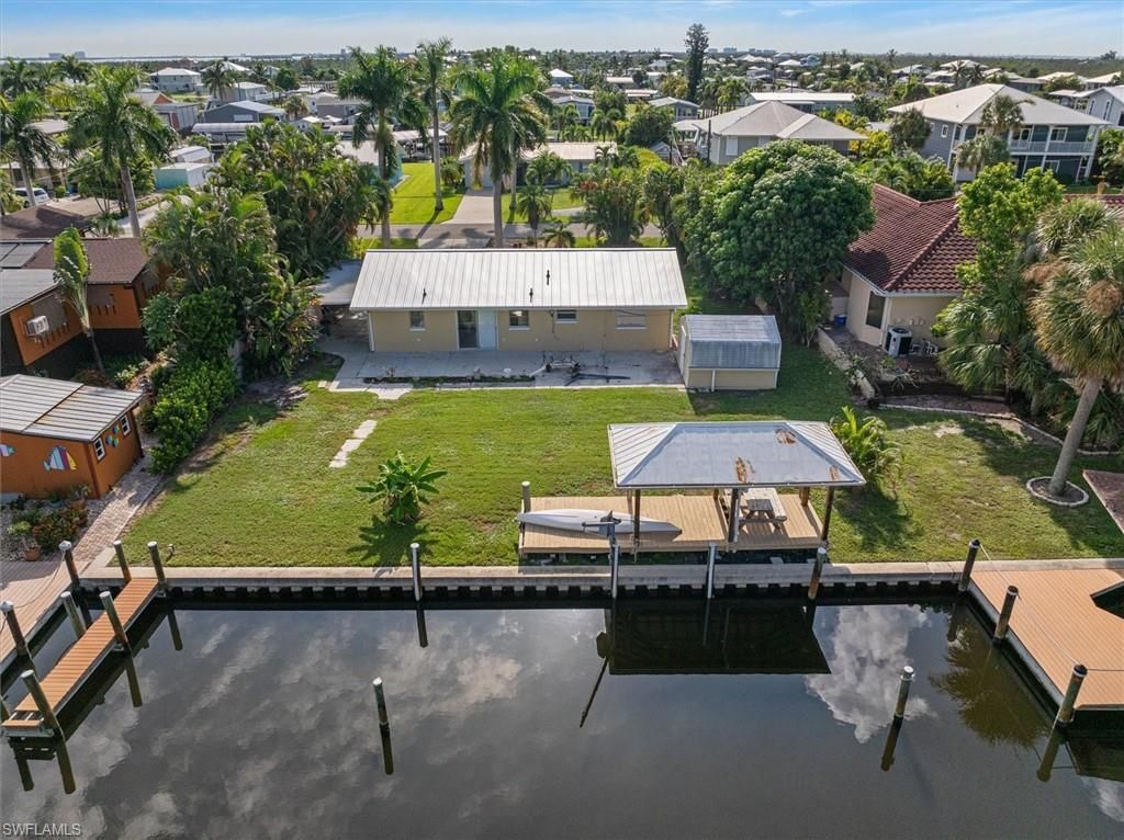 2727 Sanderling Ct, Saint James City, FL 33956 Photo