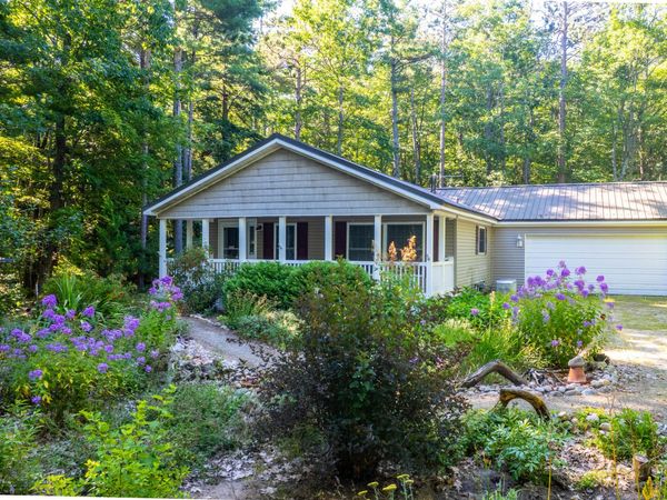 8200 Lakewood Drive, Cheboygan, MI 49721